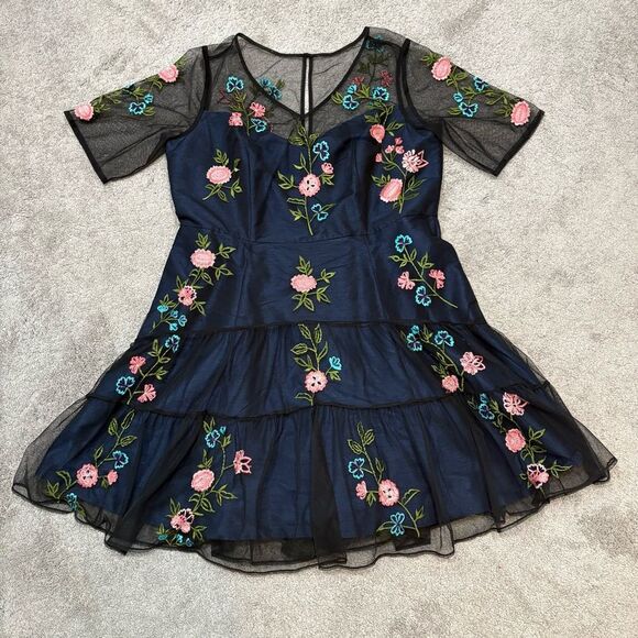 eShakti Floral Embroidery Illusion Tulle and Dupioni Dress Size XL estimated - Picture 2 of 12